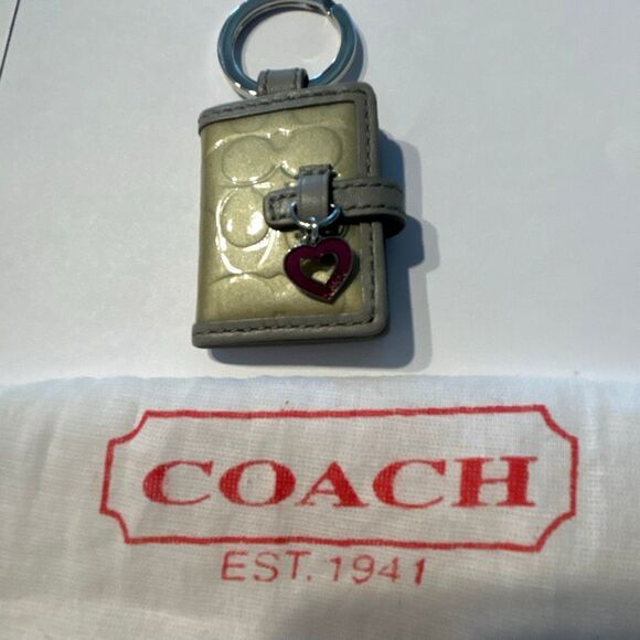 COACH Photo Album Keychain - Picture 2 of 6